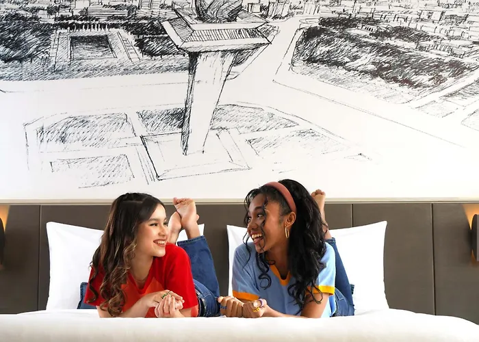 Yello Hotel Harmoni