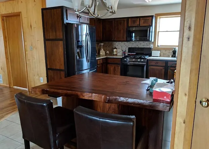 Beautiful Quiet Getaway In Dark Skies Community. Perfect For A Relaxing Stay In The Mountains