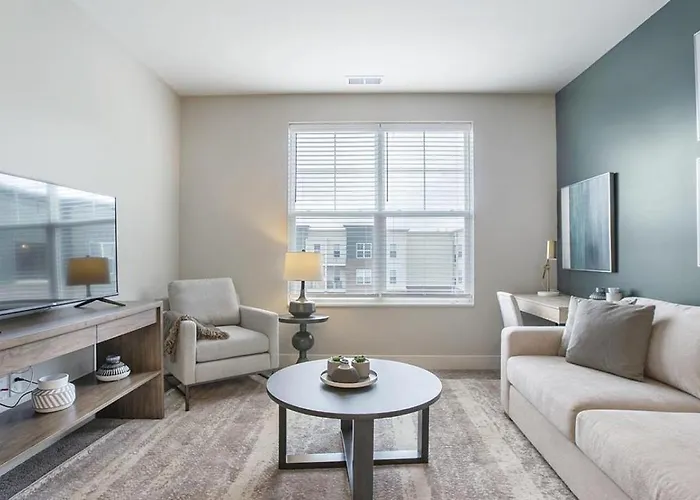 Landing Modern Apartment With Amazing Amenities