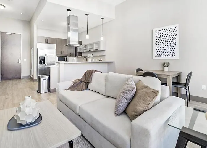 Landing Modern Apartment With Amazing Amenities