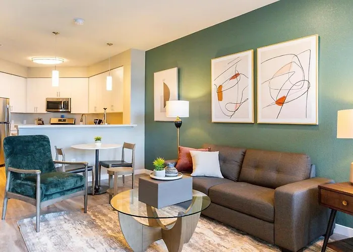 Landing Modern Apartment With Amazing Amenities