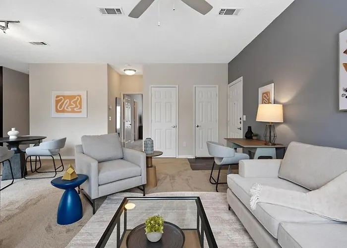 Landing Modern Apartment With Amazing Amenities