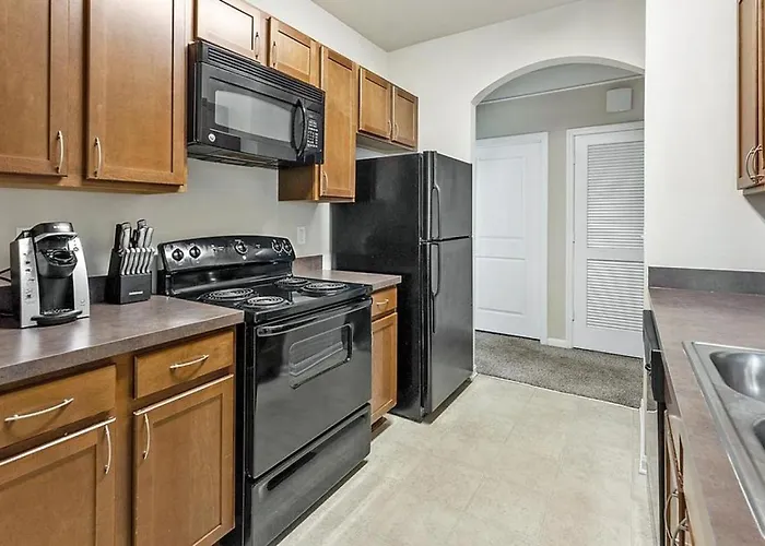 Landing Modern Apartment With Amazing Amenities