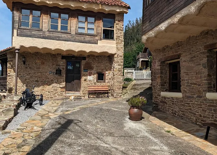 Las Casas de Isu