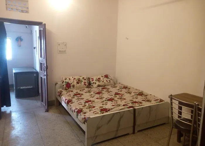 Travel Hostel In Heart Of Kanpur