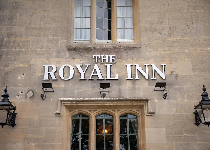 The Royal Inn By Chef & Brewer Collection