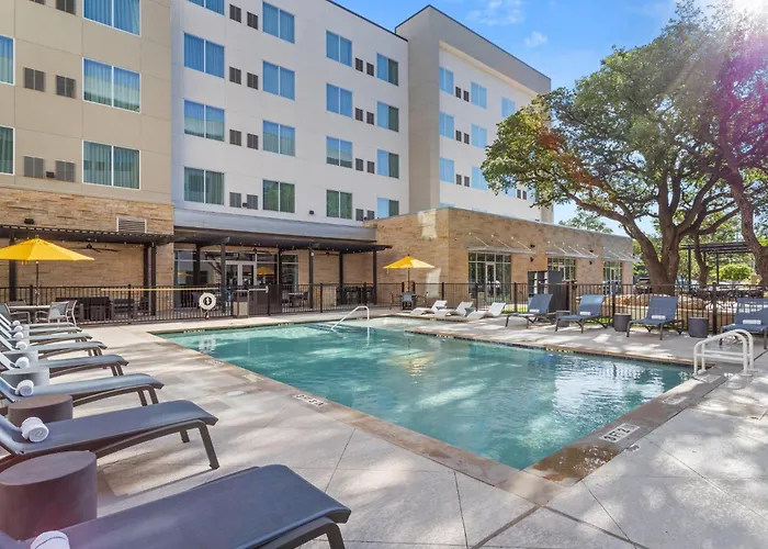Even Hotel Austin Uptown Near The Domain By Ihg