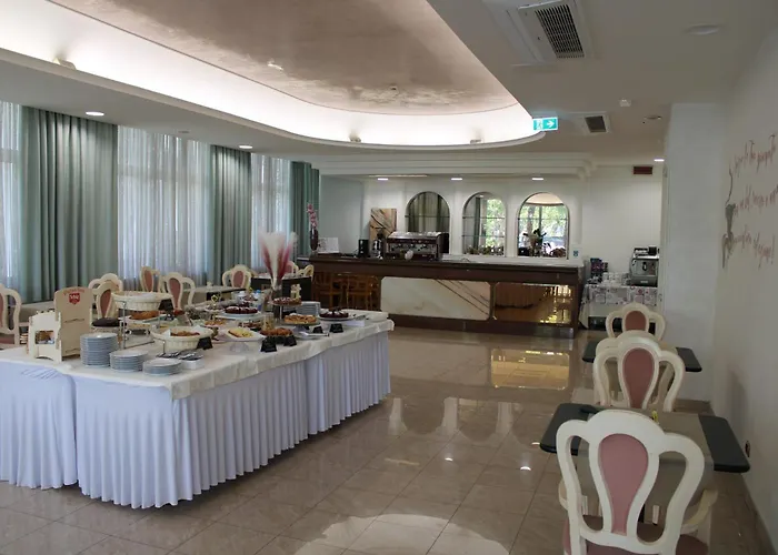 Hotel Royal Plaza