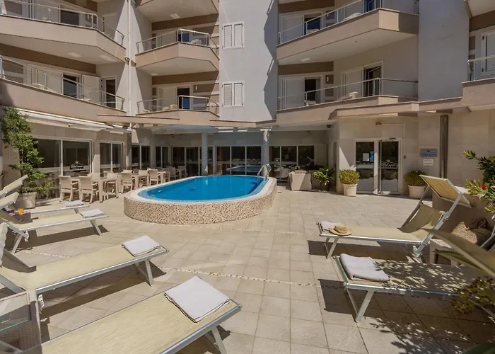 Apartments Del Mar