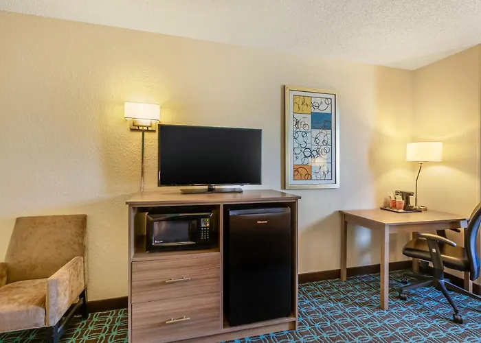 Quality Inn & Suites Sandusky