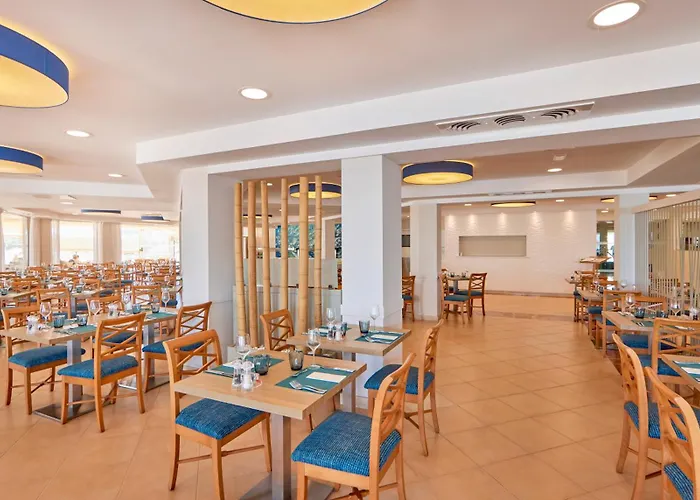 Universal Hotel Marqués