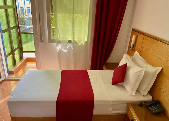 Sary'S Hotel