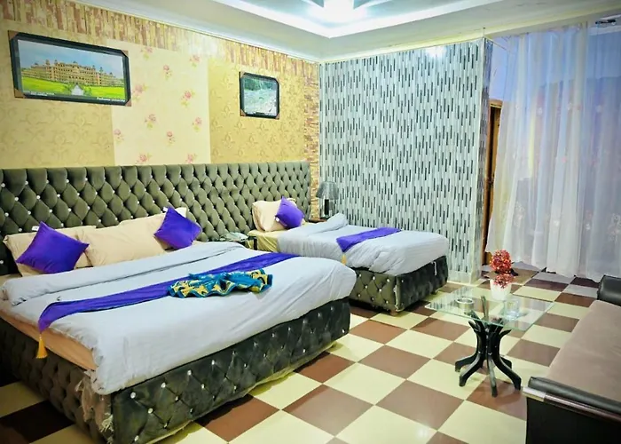 Rose Valley Hotel Naran