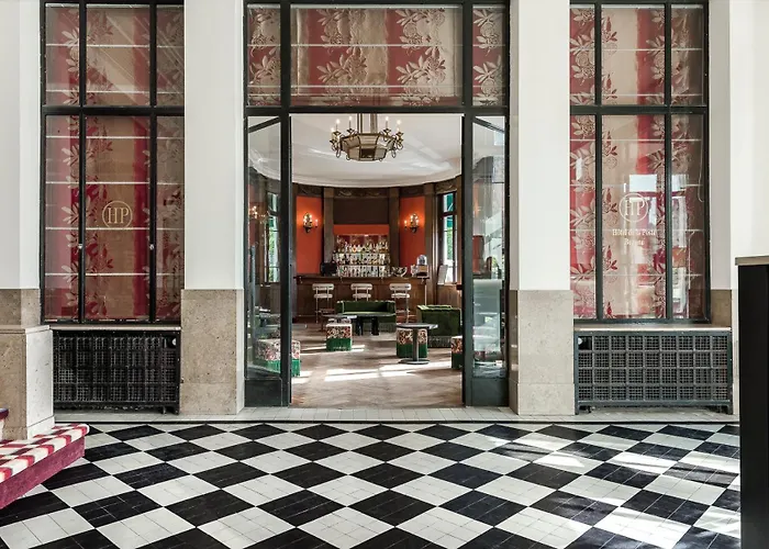 Hotel De La Poste