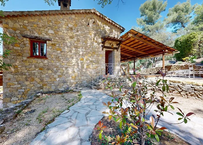 La Petite Auberge