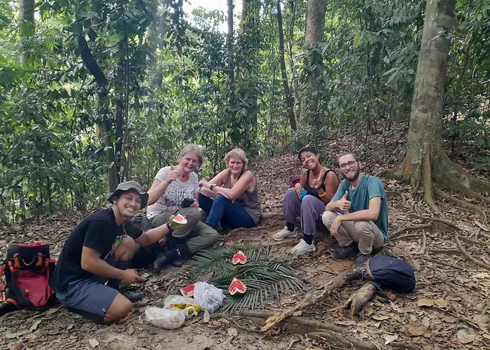 Wisma Batu Mandi And Jungle Trekking
