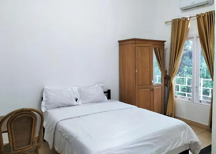 Wisma Silampari Mitra Reddoorz