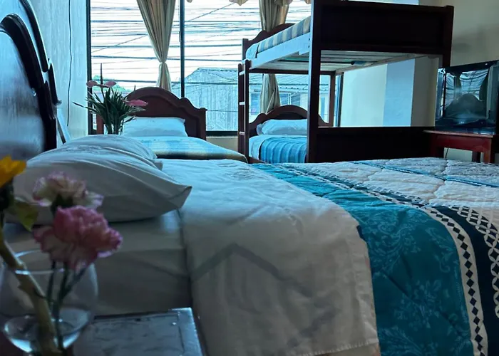 Kanoas Hostal