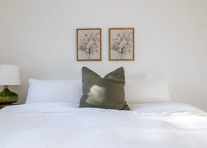 The Vintage Nest