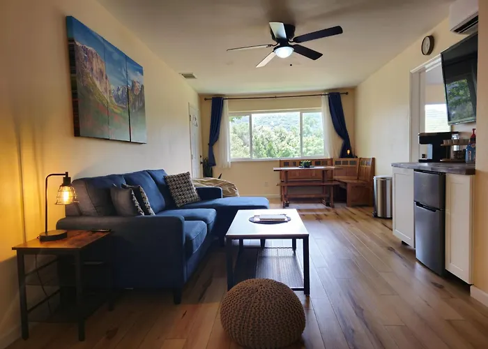 Peaceful Yosemite Retreat-King Suite-Pet Friendly