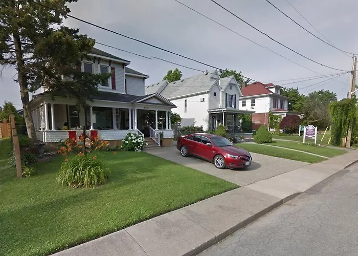 Perfection Near The River - 4 Bedroom Villa Complimentary Breakfast Delivered Daily To The Rental