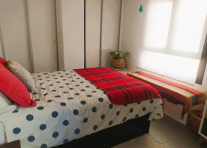 APARTAMENTO EN SALOBREÑA CERCA DEL MAR - CON PISCINA, GIMNASIO y GARAJE
