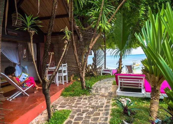 Hotel ECOLODGE LE RAVORAHA