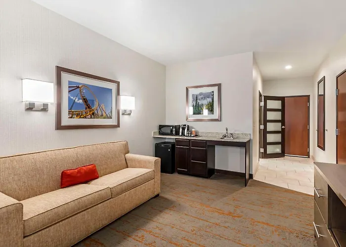Comfort Inn & Suites Brighton Denver Ne Medical Center