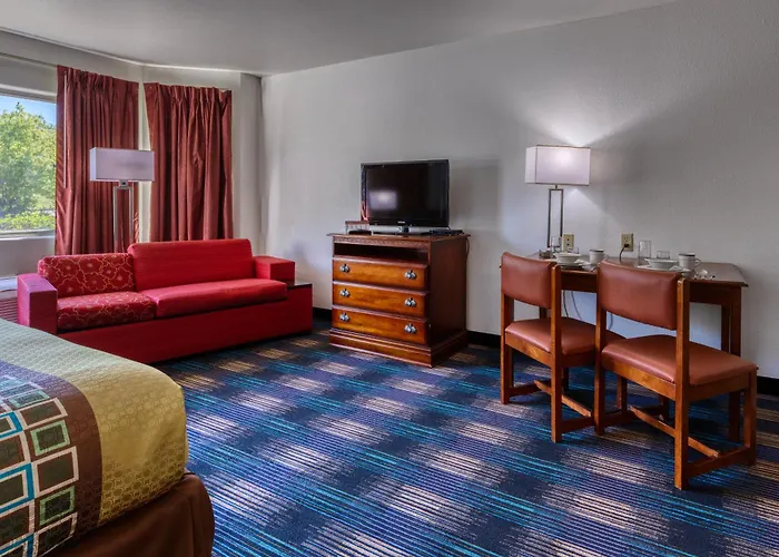 All Towne Suites