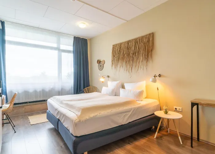 Aqua Hotel
