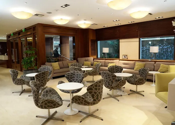 Hotel Metropolitano Supara