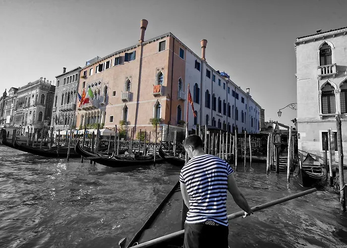Ca' Sagredo Hotel