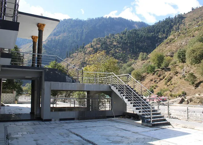 River Garden Hotel And Resort