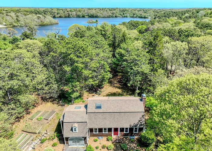 Private Lake Access Great For Families
