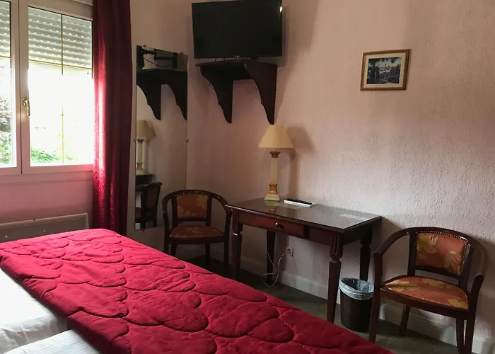 Logis Hôtel&Restaurant - Le Château Des Tourelles 3 étoiles