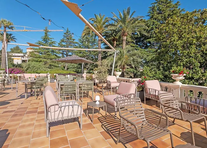 Hotel Les Tourelles