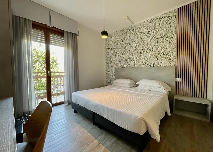 B City Hotel Bardolino