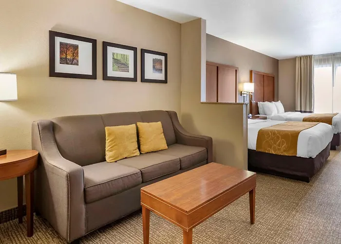 Comfort Suites Coralville I-80