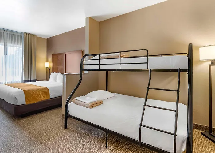 Comfort Suites Coralville I-80