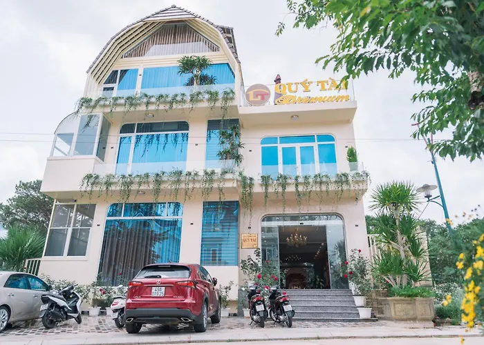 Quy Tai Premium Hotel