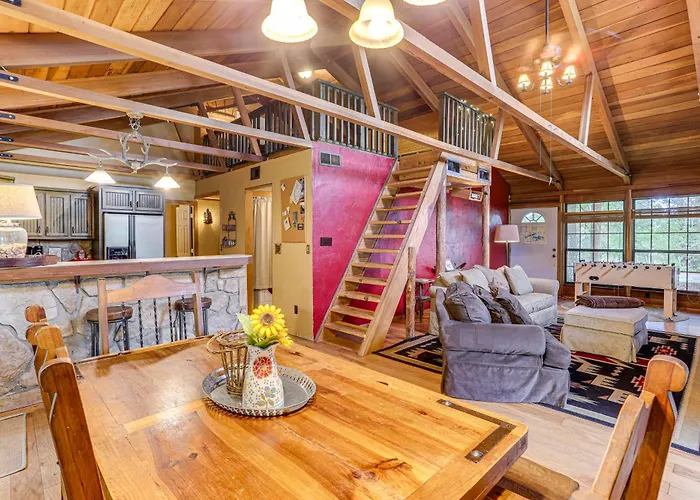 Tumbling Shoals Cabin < 1 Mi To Beaches & Boating!