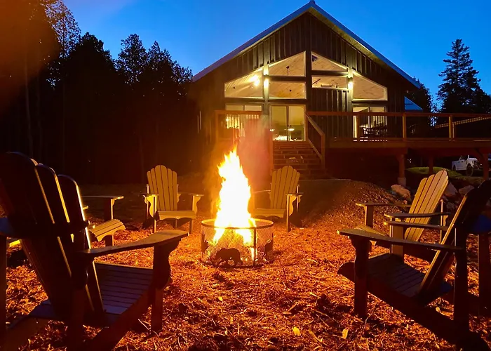 Tobermory Village Getaway