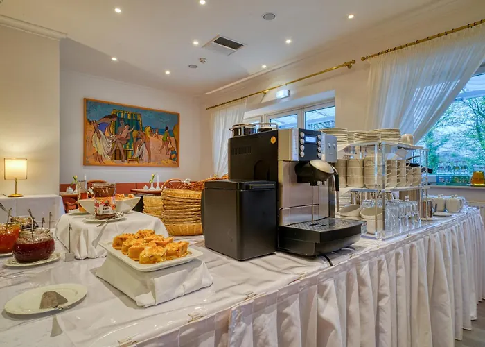Parkhotel Am Glienberg By Fairway Hotels, Hotel Mit Pool Und Sauna