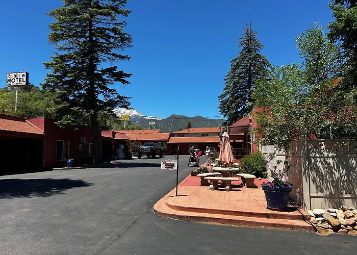 Rainbow Lodge And Inn