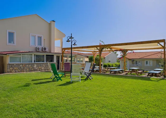 Larimar Suite Hotel