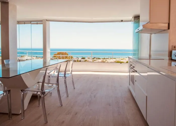 Penthouse Seaview - destination apartments Marbella