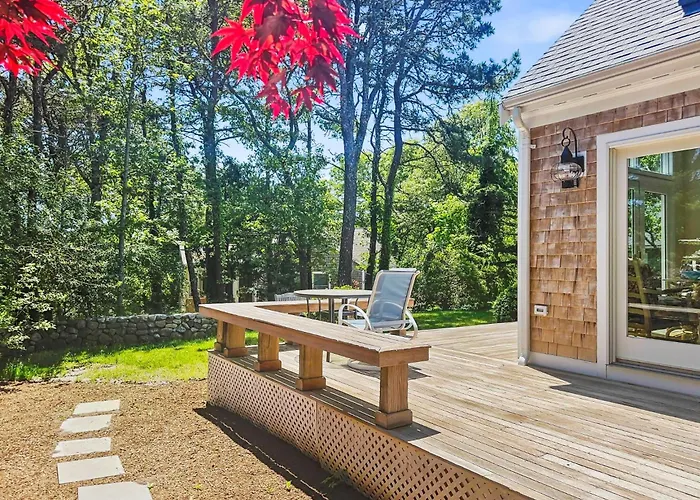 Sandy Spot: Walk To Beach, Sleeps 10