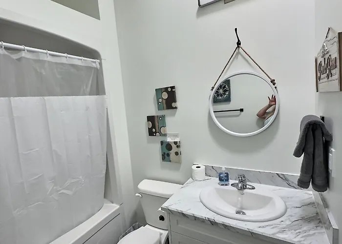 Summer Suite - Pet Friendly