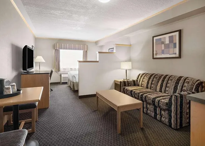 Travelodge By Wyndham Fort Mcmurray