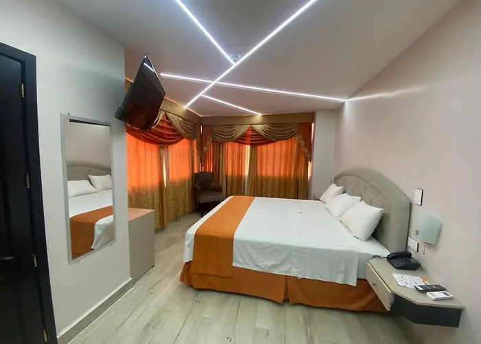 Britney Hotel Machala